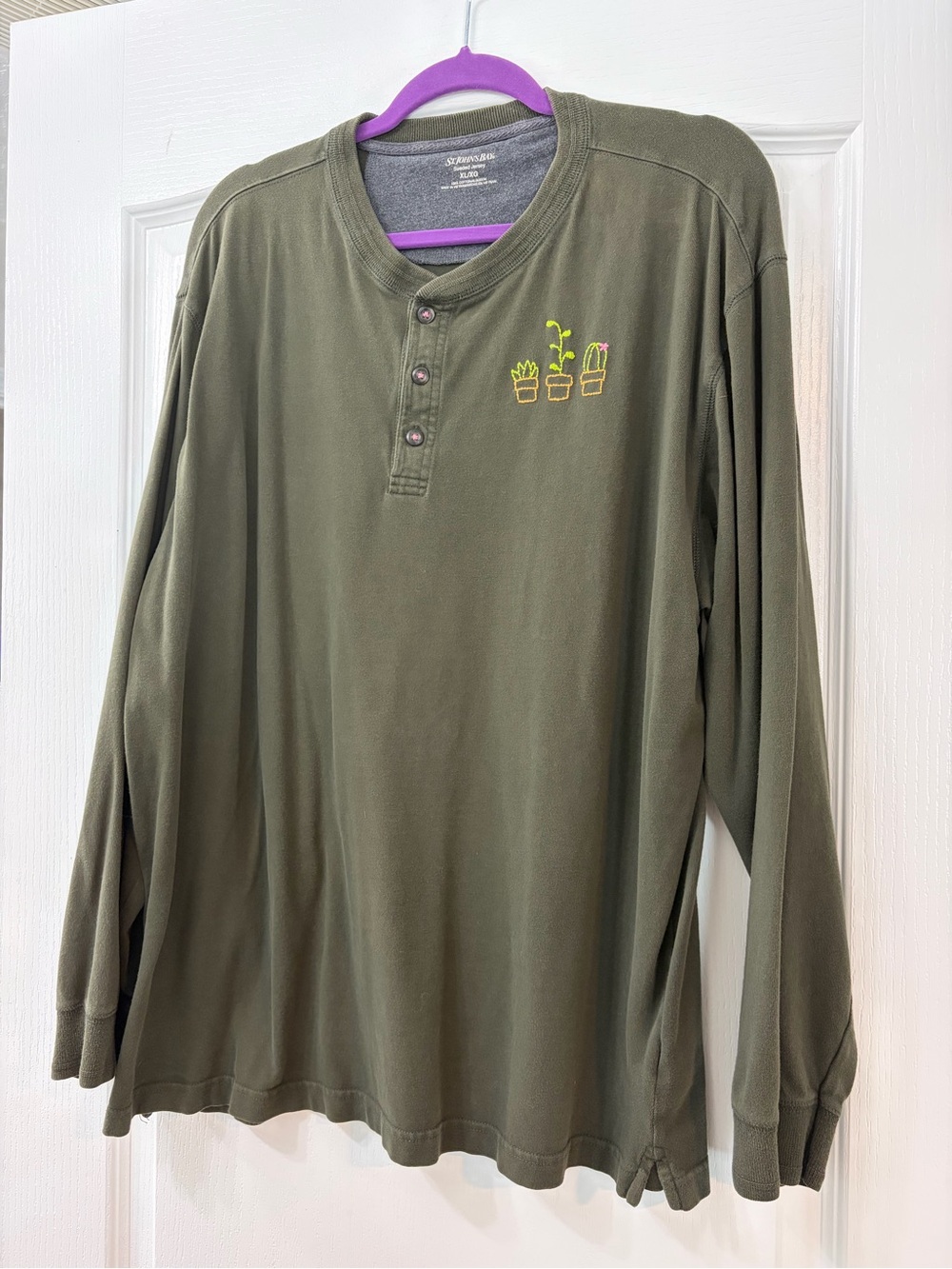 Women’s Olive Green Henley Long Sleeve Shirt with Plant Embroidery